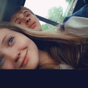 Meet your Posher, Casey